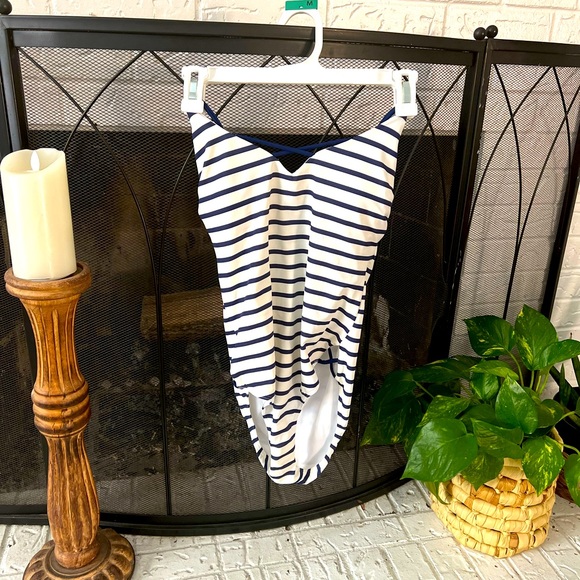 🌺 2/$8🌺 Blue-Striped One Piece Swimsuit - Picture 1 of 7